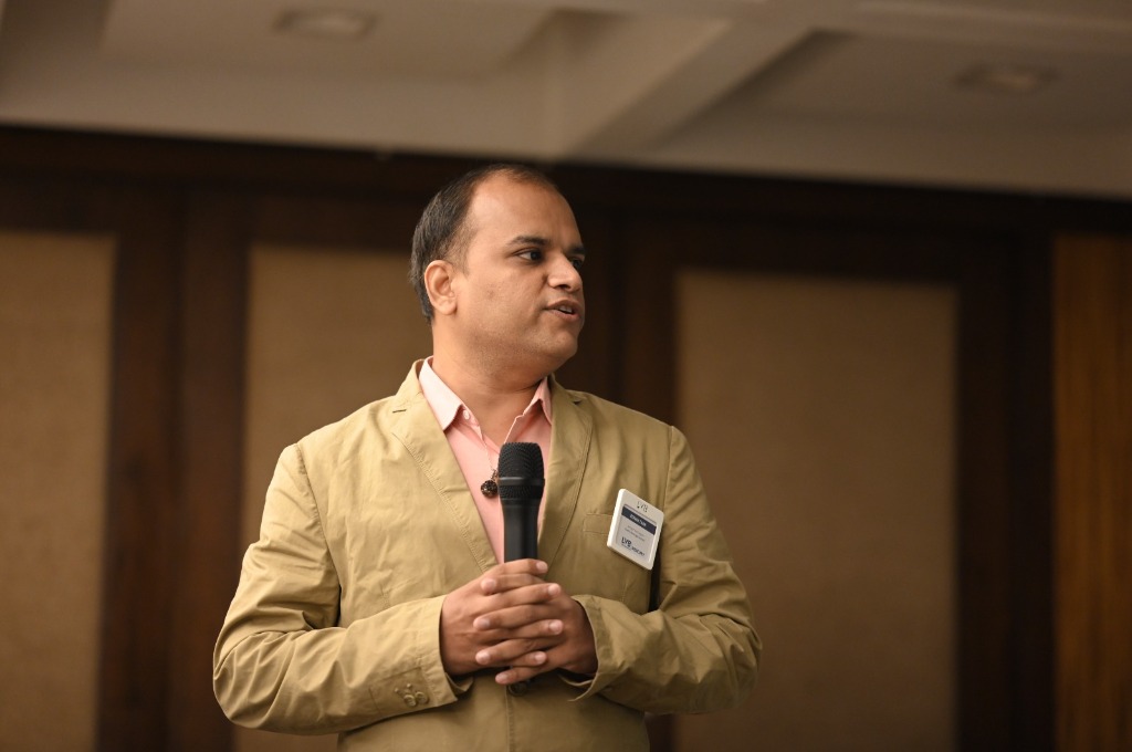 Ronak Tank, Founder of Heritage Food Company, speaking at an event